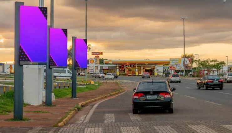 巴西利亞機場廣告